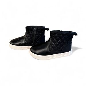 OshKosh B'gosh Foxy Black Leather Sparkly Quilted Zip Up Ankle Booties Toddler 8